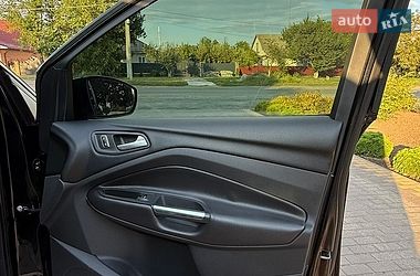 Позашляховик / Кросовер Ford Kuga 2014 в Бершаді