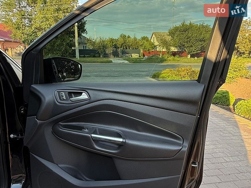 Позашляховик / Кросовер Ford Kuga 2014 в Бершаді