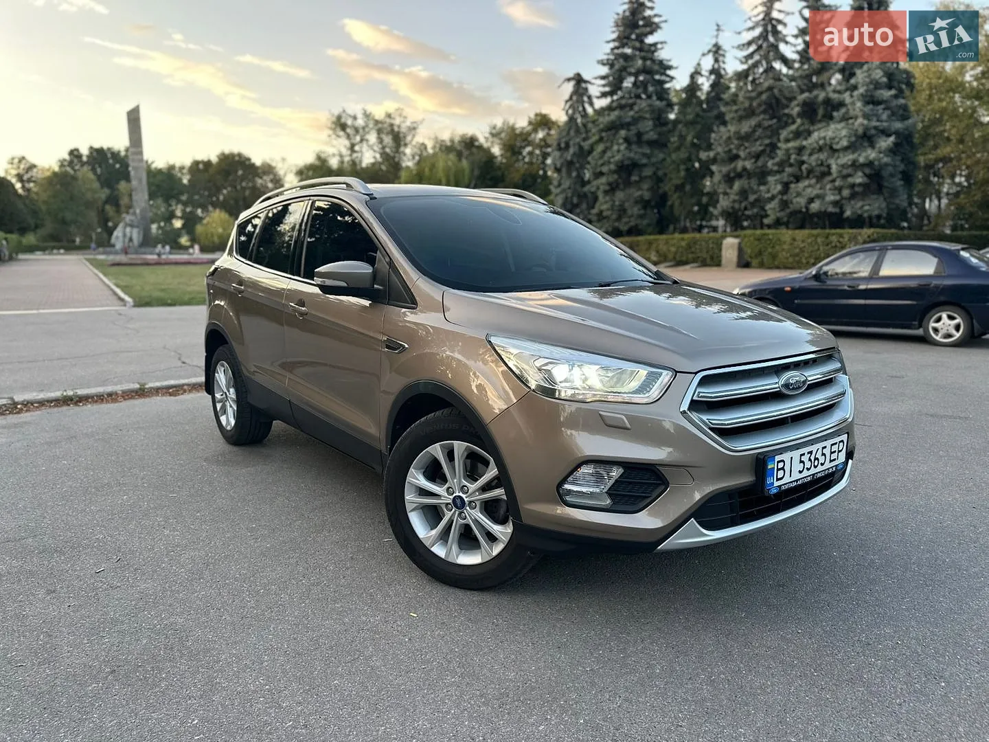 2019 Ford Kuga - мініатюра 2