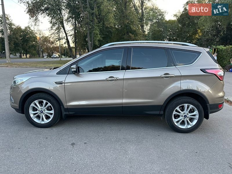 Позашляховик / Кросовер Ford Kuga 2019 в Полтаві фото 5 Позашляховик / Кросовер Ford Kuga 2019 в Полтаві