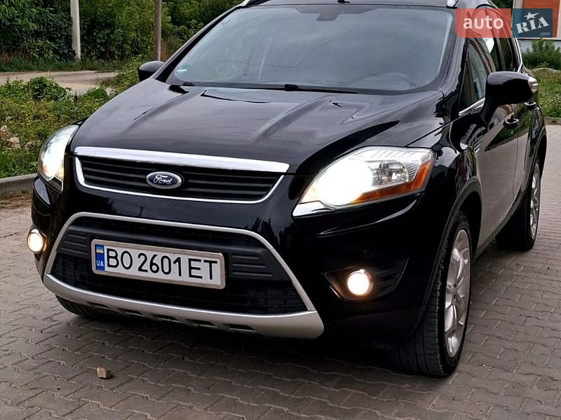 Внедорожник / Кроссовер Ford Kuga 2010 в Бучаче