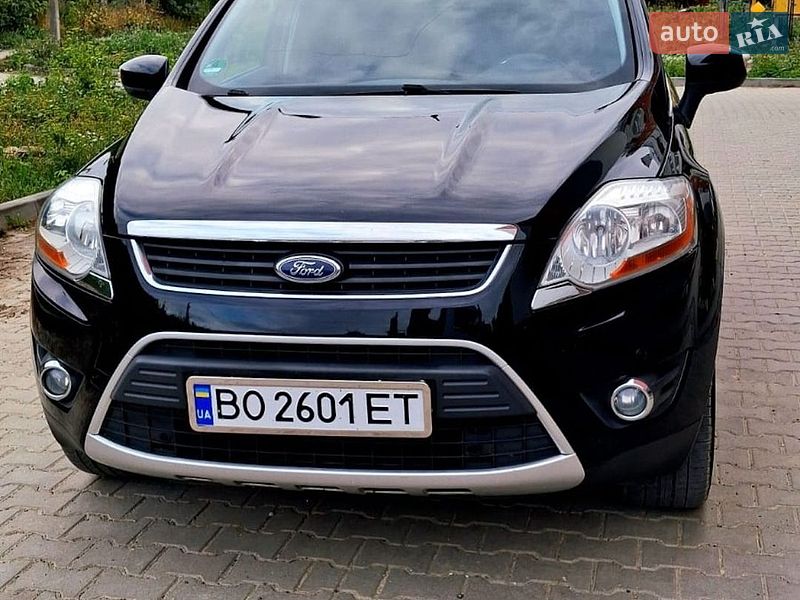 Внедорожник / Кроссовер Ford Kuga 2010 в Бучаче