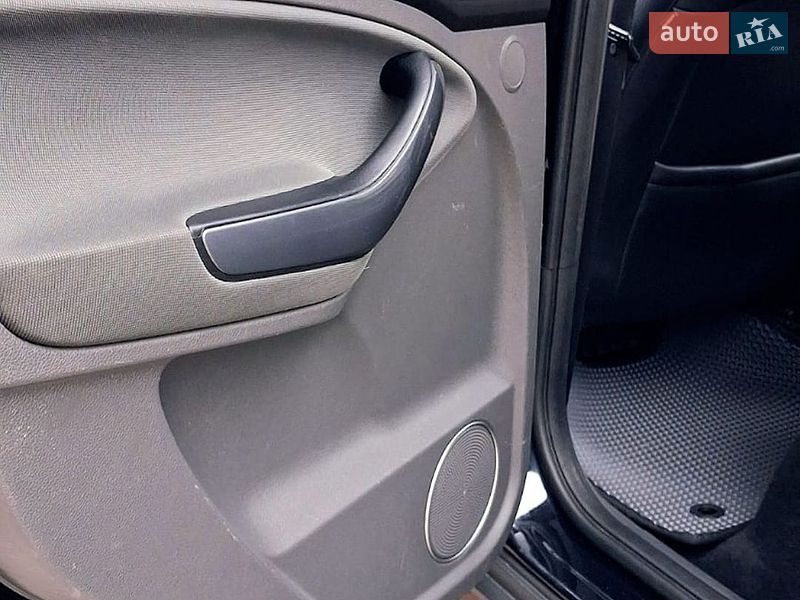 Внедорожник / Кроссовер Ford Kuga 2010 в Бучаче