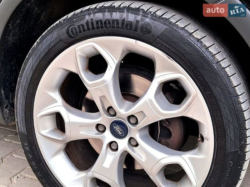 Внедорожник / Кроссовер Ford Kuga 2010 в Бучаче