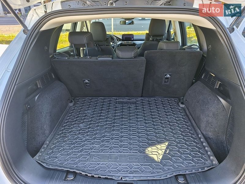 Позашляховик / Кросовер Ford Kuga 2020 в Дніпрі