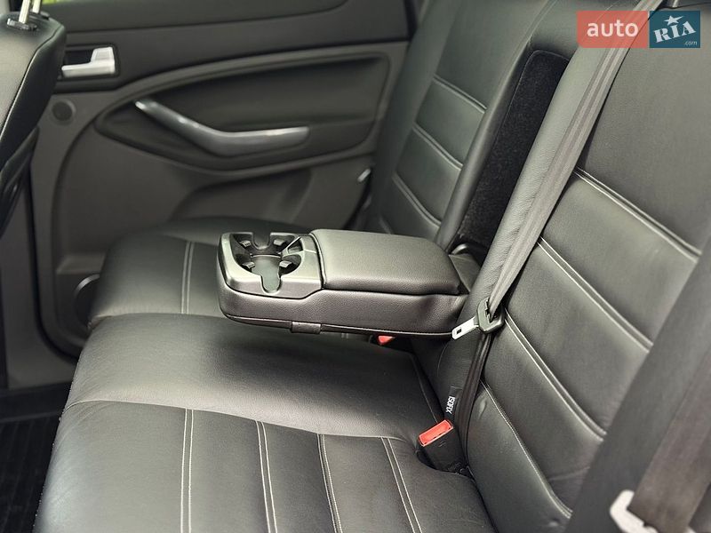 Позашляховик / Кросовер Ford Kuga 2010 в Львові
