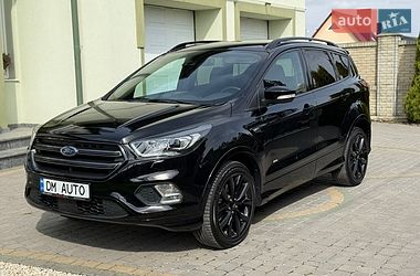 Внедорожник / Кроссовер Ford Kuga 2018 в Тернополе