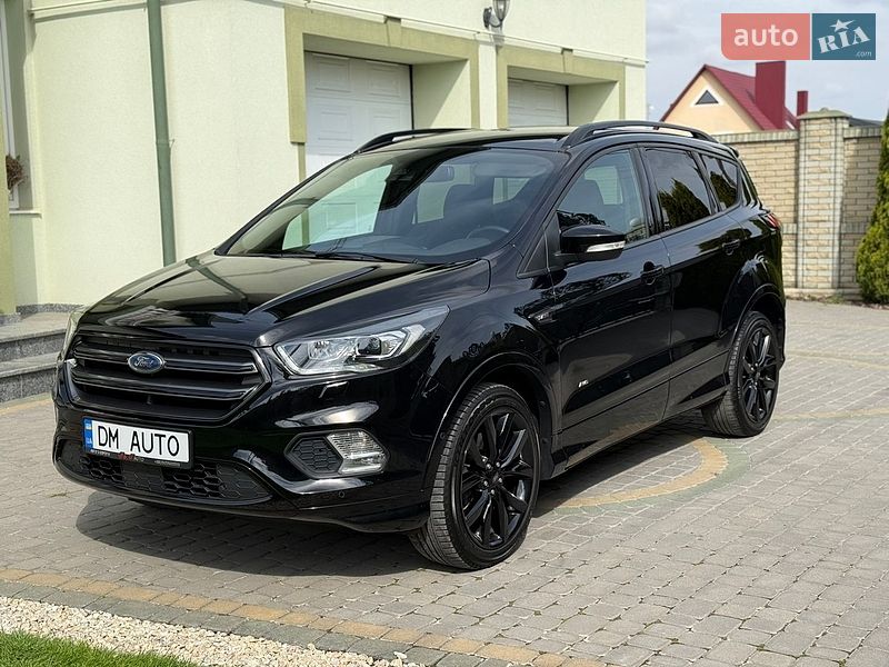 Внедорожник / Кроссовер Ford Kuga 2018 в Тернополе