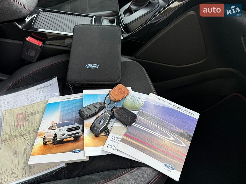 Внедорожник / Кроссовер Ford Kuga 2018 в Тернополе