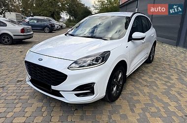 Внедорожник / Кроссовер Ford Kuga 2021 в Чернигове