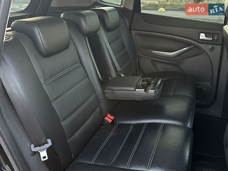 Внедорожник / Кроссовер Ford Kuga 2011 в Киеве