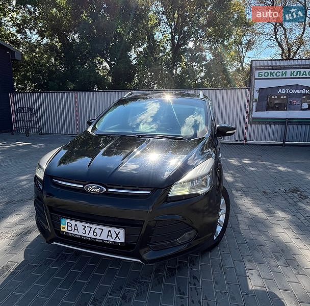 Позашляховик / Кросовер Ford Kuga 2014 в Олександрії