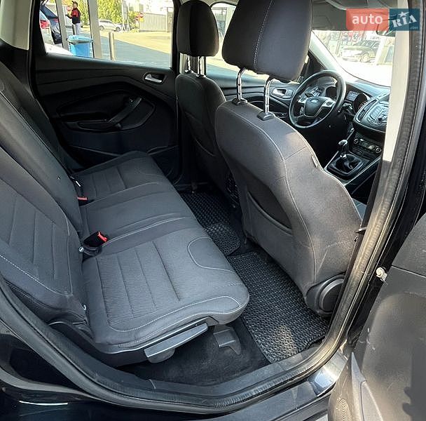 Позашляховик / Кросовер Ford Kuga 2014 в Олександрії
