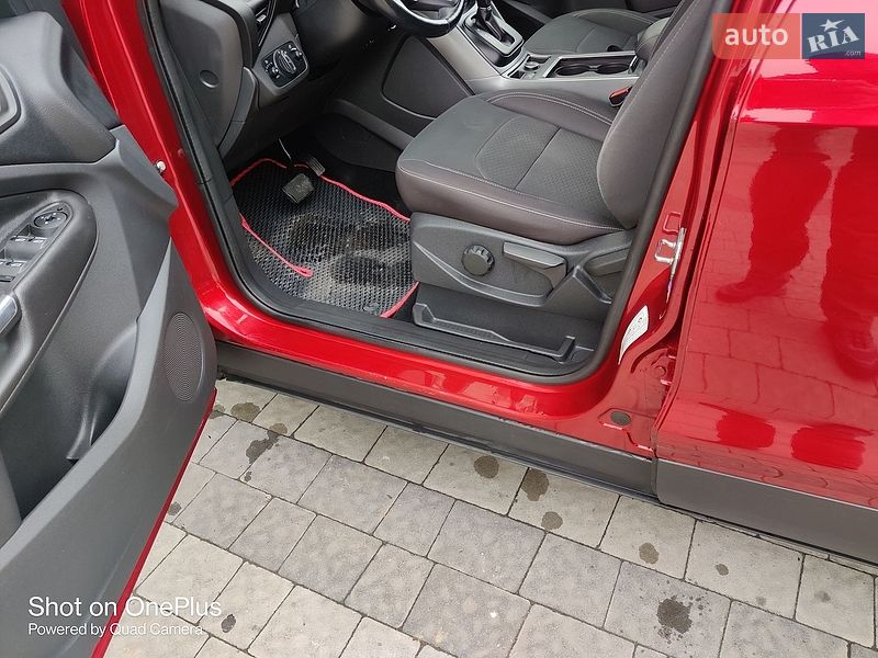 Внедорожник / Кроссовер Ford Kuga 2017 в Сокале