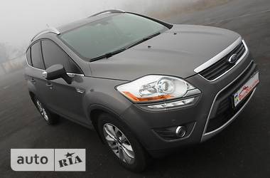 Внедорожник / Кроссовер Ford Kuga 2011 в 
