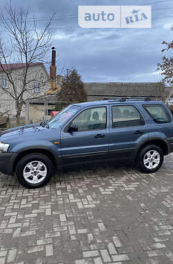 Внедорожник / Кроссовер Ford Maverick 2004 в 