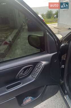 Внедорожник / Кроссовер Ford Maverick 2006 в 