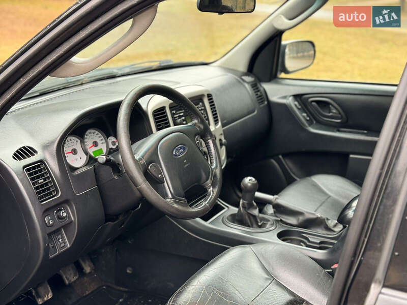 Внедорожник / Кроссовер Ford Maverick 2007 в Костополе