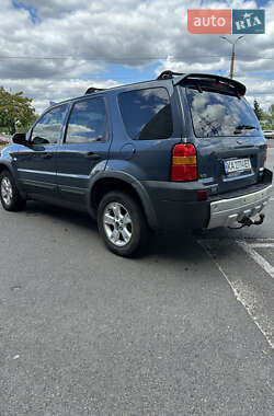 Внедорожник / Кроссовер Ford Maverick 2004 в 