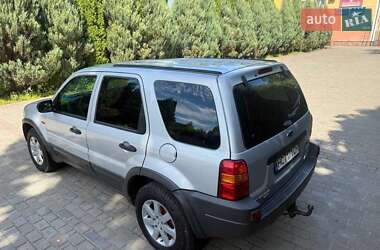 Внедорожник / Кроссовер Ford Maverick 2003 в 