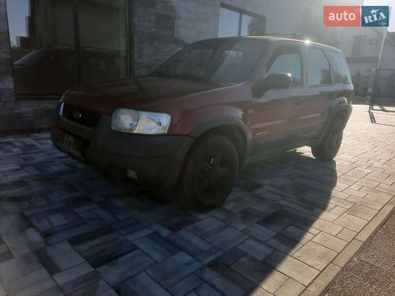 Внедорожник / Кроссовер Ford Maverick 2003 в Костополе