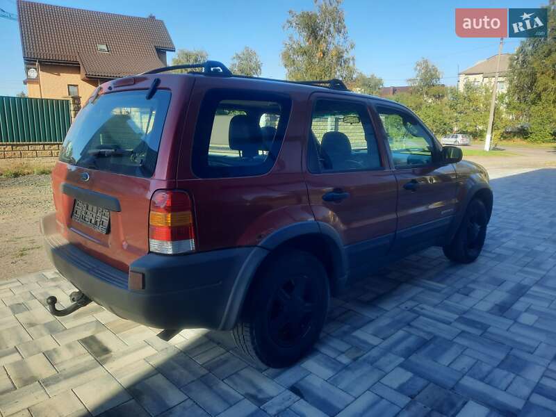 Внедорожник / Кроссовер Ford Maverick 2003 в Костополе