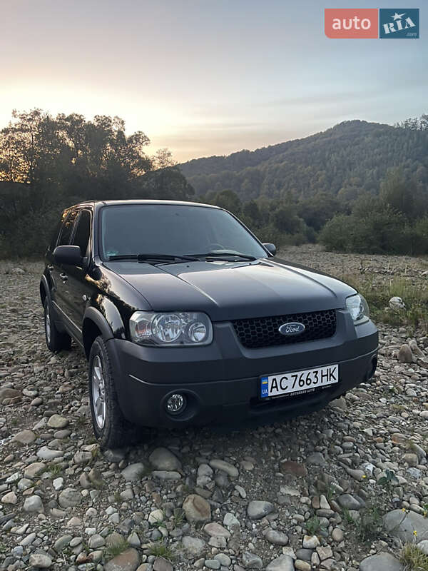 Внедорожник / Кроссовер Ford Maverick 2005 в Долине
