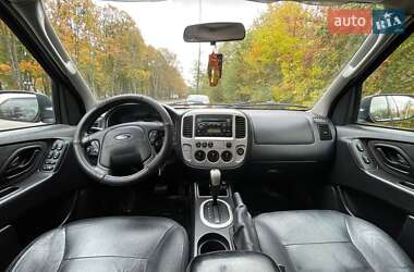 Внедорожник / Кроссовер Ford Maverick 2005 в 