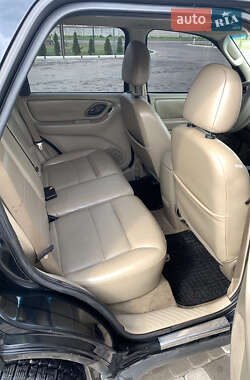 Внедорожник / Кроссовер Ford Maverick 2005 в 