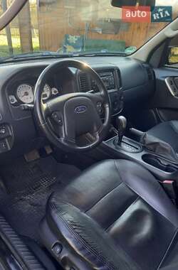 Позашляховик / Кросовер Ford Maverick 2005 в Калуші