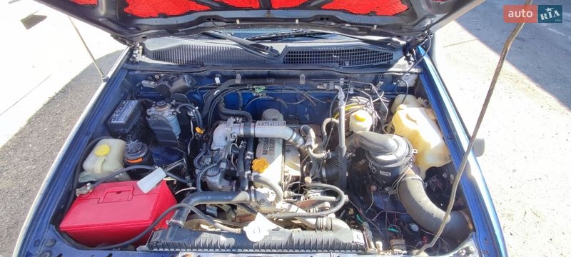 Внедорожник / Кроссовер Ford Maverick 1996 в Чернигове