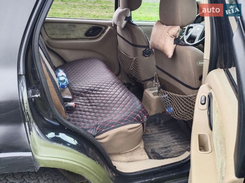 Внедорожник / Кроссовер Ford Maverick 2002 в Магдалиновке