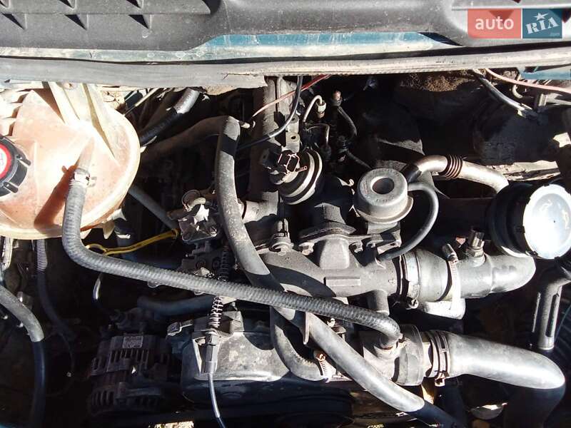 Минивэн Ford Model T 1998 в Умани