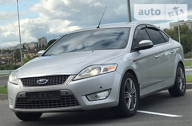 Седан Ford Mondeo 2010 в Виннице