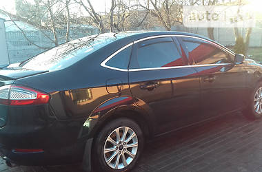 Седан Ford Mondeo 2013 в Днепре