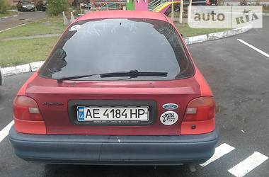 Хэтчбек Ford Mondeo 1993 в Полтаве