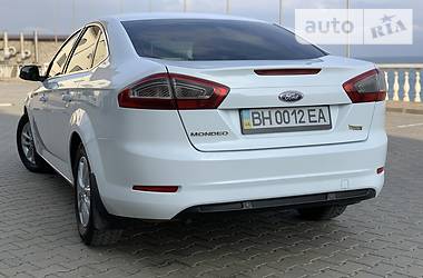 Седан Ford Mondeo 2014 в Одессе