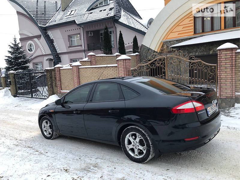 Седан Ford Mondeo 2009 в Хусте