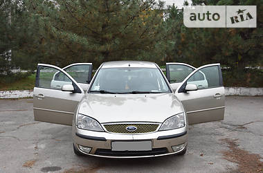 Ліфтбек Ford Mondeo 2003 в 