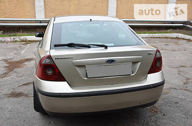 Ліфтбек Ford Mondeo 2003 в 
