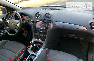 Універсал Ford Mondeo 2013 в 