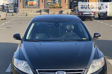 Седан Ford Mondeo 2011 в 
