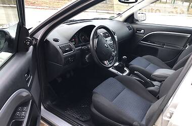 Хетчбек Ford Mondeo 2006 в 