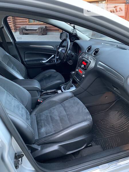 Універсал Ford Mondeo 2010 в Коломиї