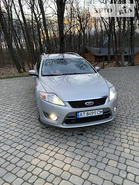 Універсал Ford Mondeo 2010 в Коломиї