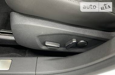 Ліфтбек Ford Mondeo 2015 в 