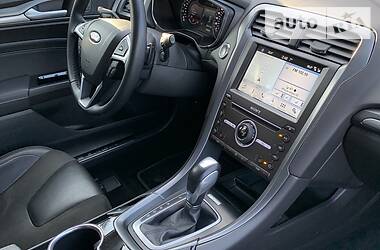 Ліфтбек Ford Mondeo 2015 в 