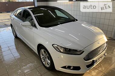 Ліфтбек Ford Mondeo 2015 в 