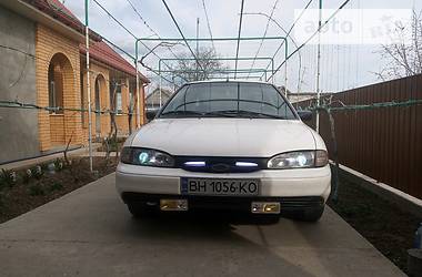 Седан Ford Mondeo 1993 в 