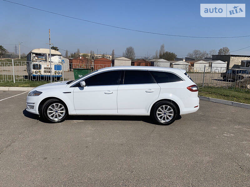 Універсал Ford Mondeo 2014 в Миколаєві